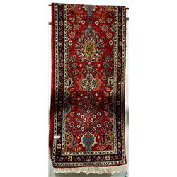 PERSIAN RUNNER