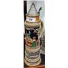 Image 1 : LARGE BEER STEIN
