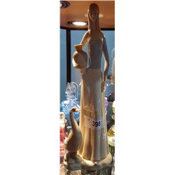 LARGE LLADRO FIGURINE UNMARKED