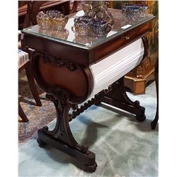 EXCEPTIONAL MAHOGANY SEWING STAND