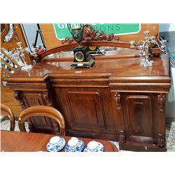 FANTASTIC VICTORIAN MAHOGANY SIDEBOARD
