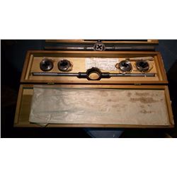 Tap & Die Set With Wooden Box