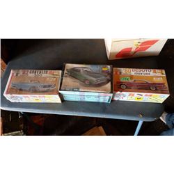 Vintage Model Cars (3) (1 Sealed)