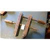 Image 2 : Screw Clamp (Wooden)