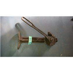 Vintage Auto Specialties Hand Jack