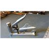 Image 2 : Vintage 1930’s-1940’s Hansen Hand Stapler