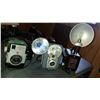 Image 2 : Lot Of Cameras (3) (Spartacus, Brownie Bullseye, Brownie Flash 20)