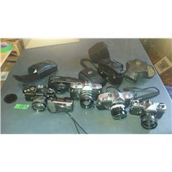 Lot Of Cameras & Cases (6)