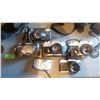 Image 2 : Lot Of Cameras & Cases (6)