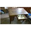 Image 3 : Vintage Wooden Table