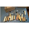 Image 1 : Lot Of Wood Chisels