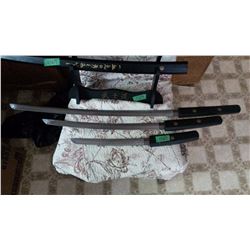 3-Piece Sword Set With Rack