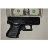 Image 1 : ZZ-CLEARANCE GUN PISTOL STUNT RUBBER FROM UNKNOWN PRODUCTION 06