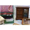 Image 2 : LOT OF JEWLERY BOXES