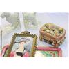 Image 3 : DOG BOOKENDS AND COLLECTIBLE METAL WARE AND SHELL BOX