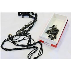 THREE NECKLACE MOURNING SET