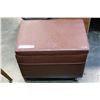 Image 1 : BROWN VINYL ROLLING OTTOMAN WITH RECORDS
