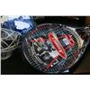 Image 3 : TWO KIDS GOALIE HELMETS AND TWO TENNIS RACQUETS WITH BALLS