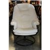 Image 1 : WHITE LEATHER SWIVER CHAIR