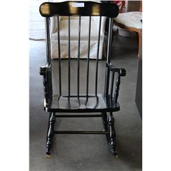 BLACK ROCKING CHAIR