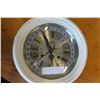 Image 2 : 21-DAY CITIZEN WALL CLOCK PAINTED WHITE
