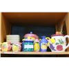 Image 1 : BOX OF DECORATIVE POTTERY WARE