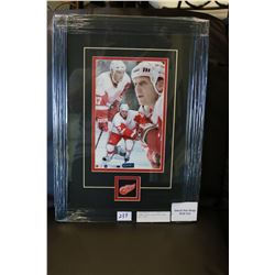 FRAMED DETROIT RED WINGS BRETT HALL PHOTO