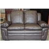 Image 2 : NEW 2-PIECE BROWN LEATHER ASHLEY SOFA AND LOVE SEAT RETAIL $1899