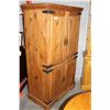 Image 2 : RUSTIC PINE WARDROBE