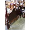Image 2 : LINEAGE HOME FURNISHINGS QUEENSIZE POSTER HEADBOARD