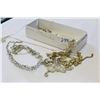 Image 2 : LOT OF RHINESTONE JEWELLRY