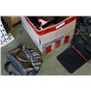 Image 2 : BOX OF PURSES