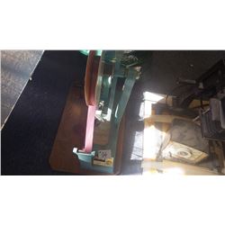 Sasheen model 572 bow maker (giftware)
