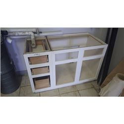Bathroom vanity shelf with 3 piece metal