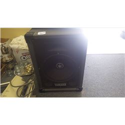 2 large Yamaha speakers