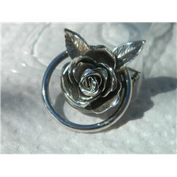 VINTAGE CORO BROOTCH - ROSE