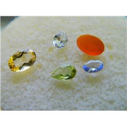 GEMSTONES - ASSORTED FACETED GEMS - INCLUDES AMETHYST, BLUE TOPAZ & PERIDOT & FIRE OPAL - 5 TTL