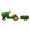 Image 1 : Vintage John Deere Tractor Trailer Ride On Toy