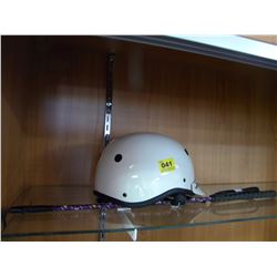RIDERS HELMET AND CROP