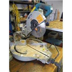 MAKITA SLIDING COMPOUND MITERSAW