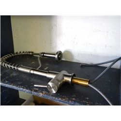 RESTURAUNT RINSING FAUCET