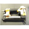 Image 1 : BOSTISH AIR STAPLER