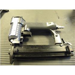 CRAFTSMEN AIR STAPLER