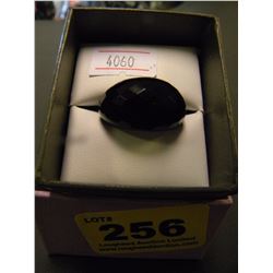 BLACK PLASTIC RING