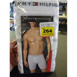 2 PACK OF TOMMY HILLFIGER SIZE LARGE BOXER BRIEFS