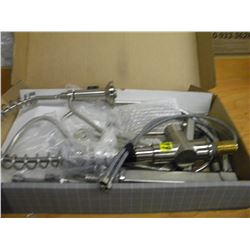 STAINLESS RESTURAUNT STYLE SPRAYING FAUCET