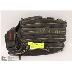 SPALDING ULTIMA 135 TOP-GRAIN LEATHER