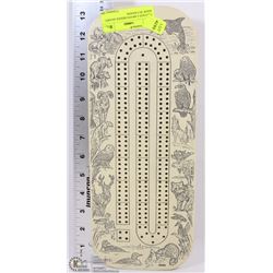 VINTAGE CARVED CRIBBAGE BOARD  MADE IN CANADA