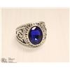 Image 1 : BLUE SAPPHIRE & CLEAR CRYSTAL RING