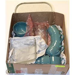 LARGE BOX W/PRINCESS HOUSE PLATTER &